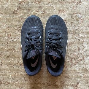 Nike Black Metcon 5